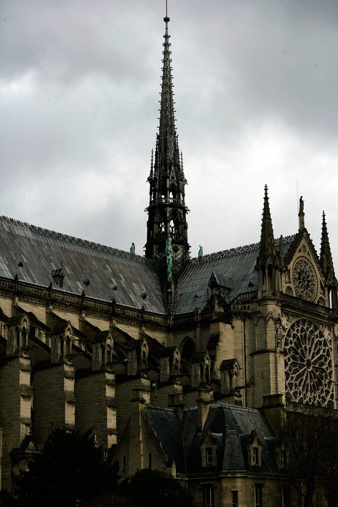 Notre Dame in Paris before fire