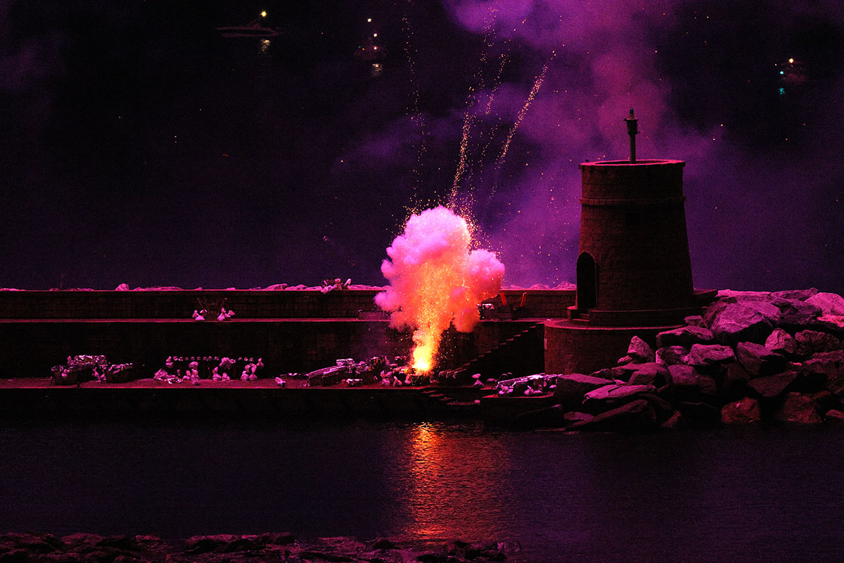 Purple fireworks at Sagra del Fuoco