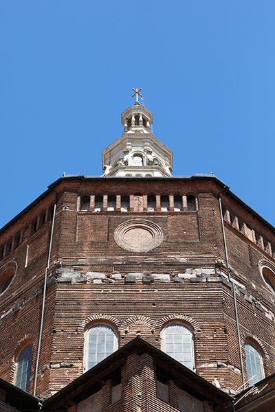 Framed black and white travel print featuring dramatic perspective and historic Italian design.